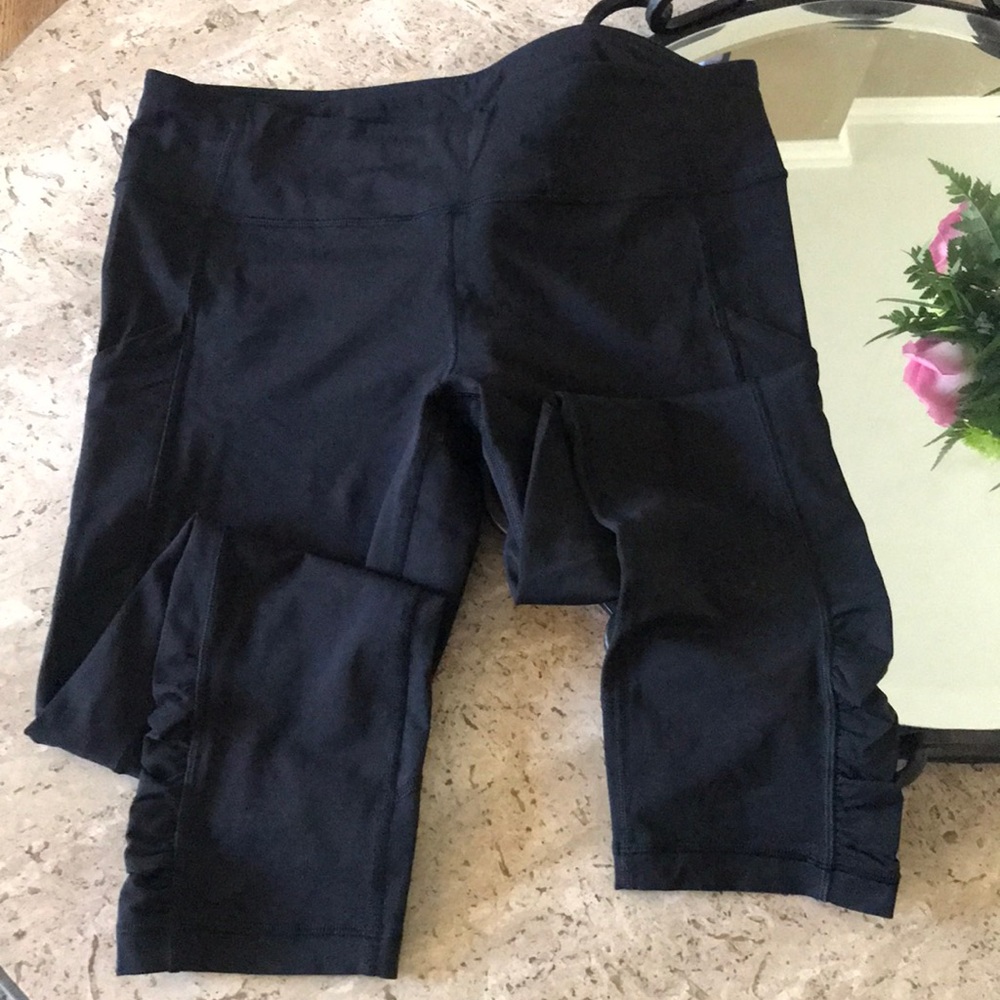 Lululemon speed up crop
